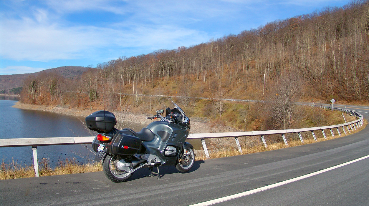 2004 BMW R1150RT titanium grey image